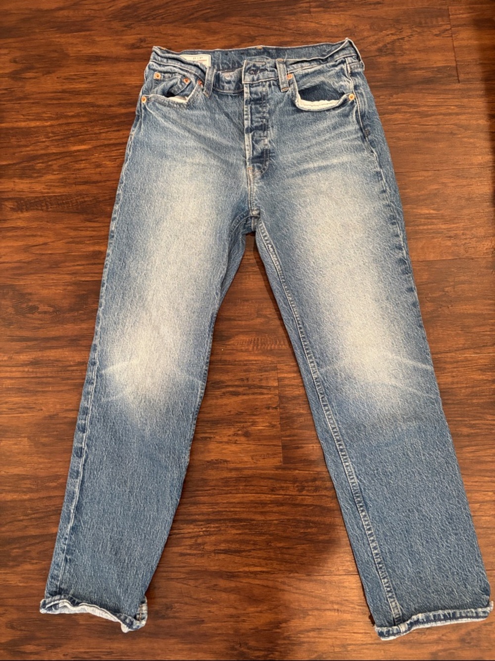 GAP Women's Cheeky Straight Leg High Rise Jeans